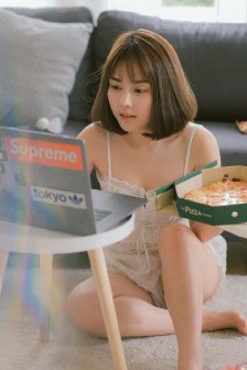 陪读妈妈帮孩子灭火